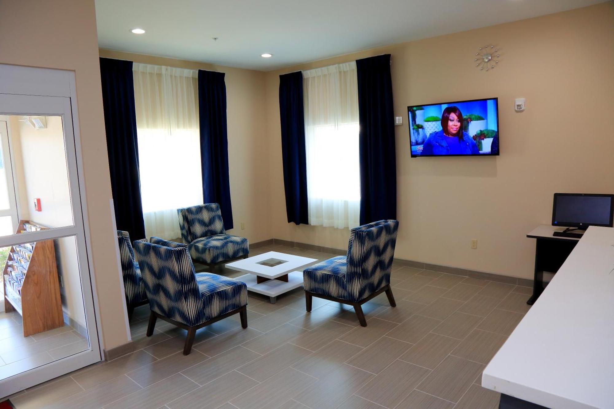 Americas Best Value Inn & Suites-Prairieville Экстерьер фото