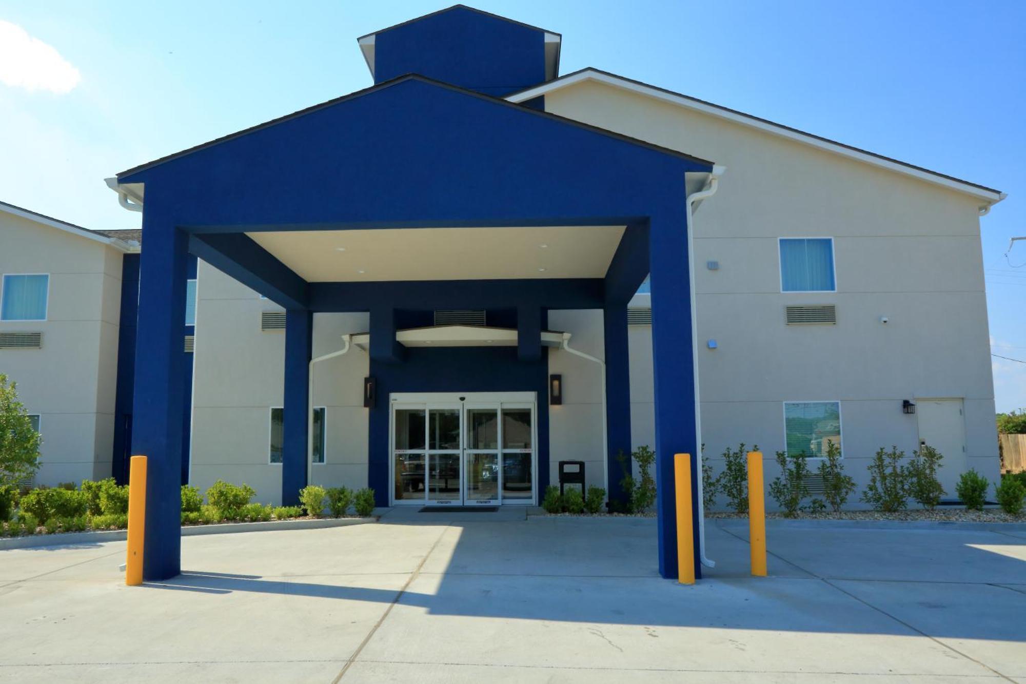 Americas Best Value Inn & Suites-Prairieville Экстерьер фото
